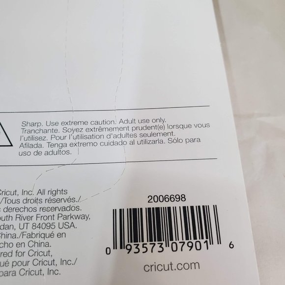 **NIB** Cricut Weeder Tool - Picture 2 of 3